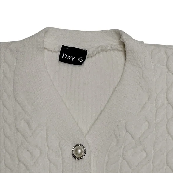 Victorian White Knit Puff Sleeves Cardigan Size S/M - Picture 5 of 12